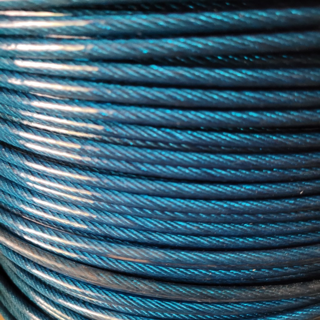 ลวดสลิง หุ้ม PVC สีฟ้า